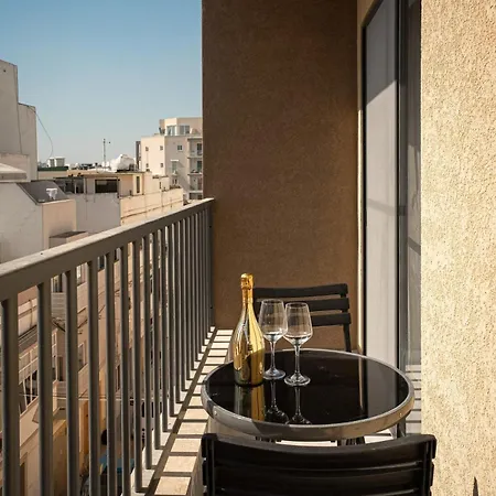 Lejlighed Bright & Modern 2br With Bbq Santa Vennera