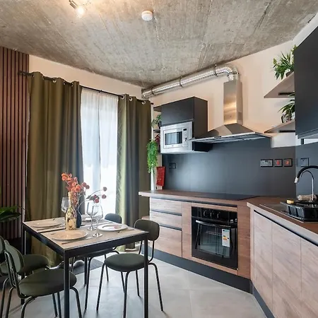 Bright & Modern 2br With Bbq Apartamento *