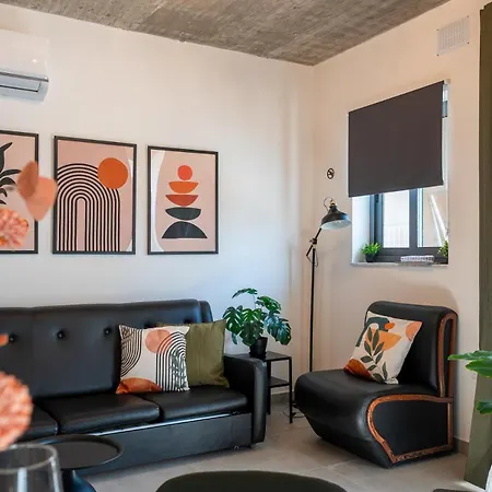 Апартаменты Bright & Modern 2br With Bbq Santa Vennera