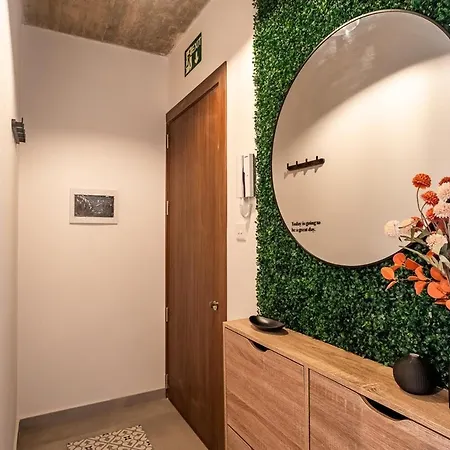 Bright & Modern 2br With Bbq * Santa Vennera