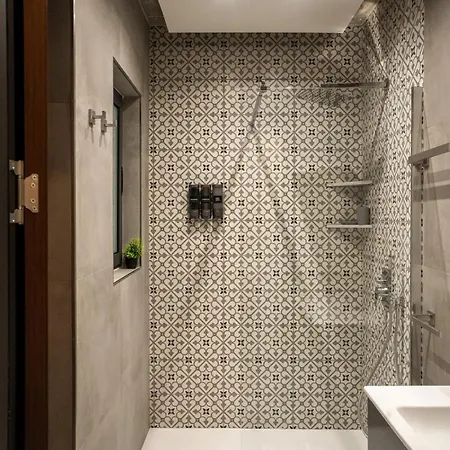 Bright & Modern 2br With Bbq Apartamento Santa Vennera